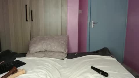 Jesy online show from April 2026 11:28:01 PM