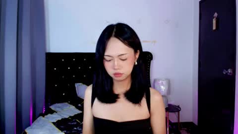 lovesavii online show from May 2026 11:17:01 AM