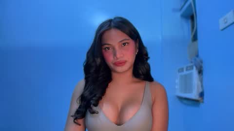 SCARLLET online show from April 2026 01:55:02 PM