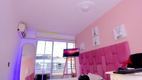 sweet_stacie online show from September 2025 01:15:02 PM