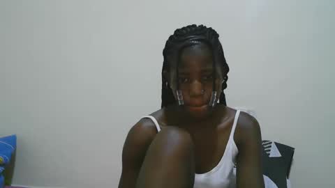 Snapshot of sweet_tattiana chatting on February 2025 07:33:01 PM Tatty online show from February 2025 07:33:01 PM