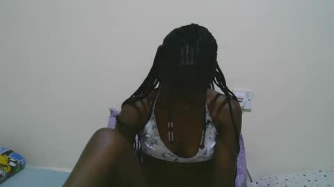Snapshot of sweet_tattiana chatting on February 2025 12:28:01 PM Tatty online show from February 2025 12:28:01 PM