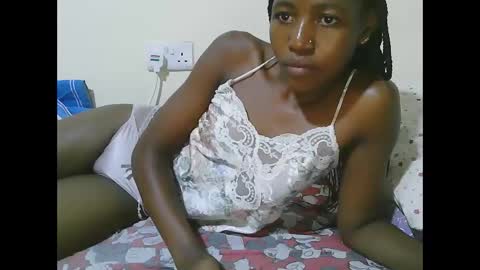 Snapshot of sweet_tattiana chatting on February 2025 04:07:01 PM Tatty online show from February 2025 04:07:01 PM