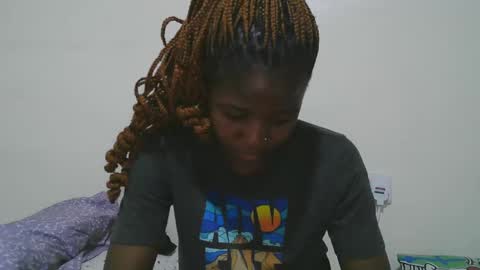 Snapshot of sweet_tattiana chatting on February 2025 07:35:02 PM Tatty online show from February 2025 07:35:02 PM