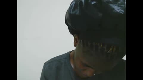 Snapshot of sweet_tattiana chatting on February 2025 10:39:02 PM Tatty online show from February 2025 10:39:02 PM