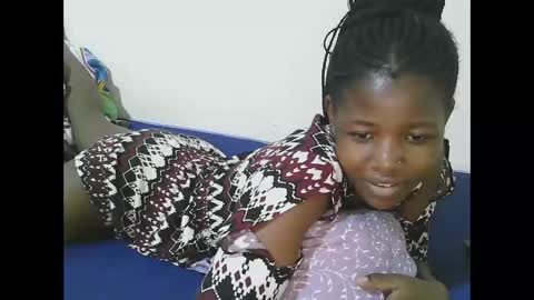 Snapshot of sweet_tattiana chatting on October 2025 06:47:01 AM Tatty online show from October 2025 06:47:01 AM