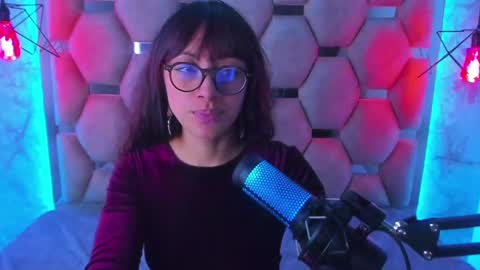 sweet_venus4 online show from February 2025 05:29:01 PM