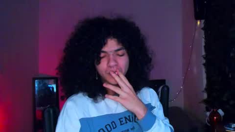 Steven independent model online show from February 2026 01:27:02 PM