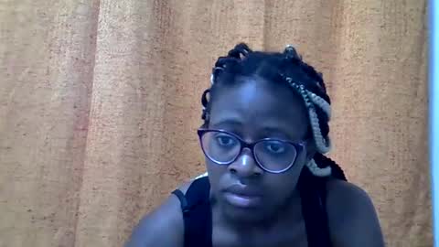 sweet_zarah online show from March 2026 02:02:01 AM