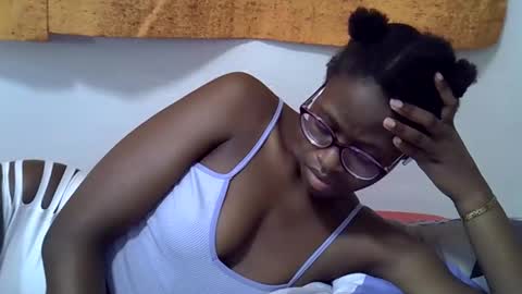 sweet_zarah online show from March 2026 02:14:02 AM