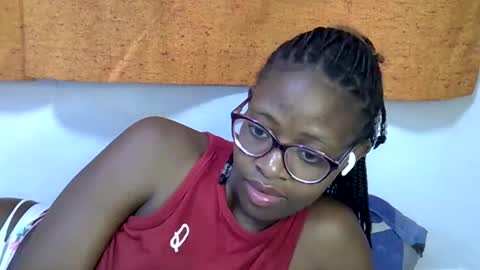 sweet_zarah online show from March 2026 04:43:01 PM