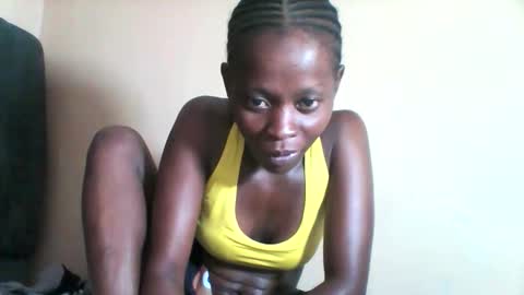 LIANAH online show from November 2025 08:41:02 PM