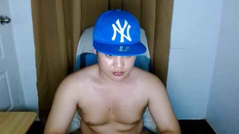 sweetasiangay online show from February 2026 03:09:02 PM