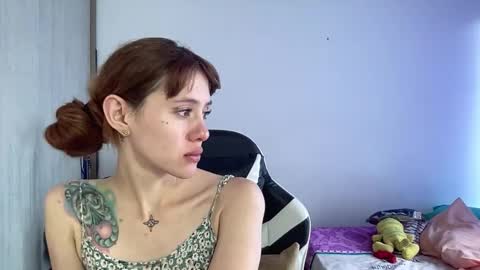 Snapshot of sweetaura0_0 chatting on March 2026 05:19:02 PM SweetAura0 0 online show from March 2026 05:19:02 PM