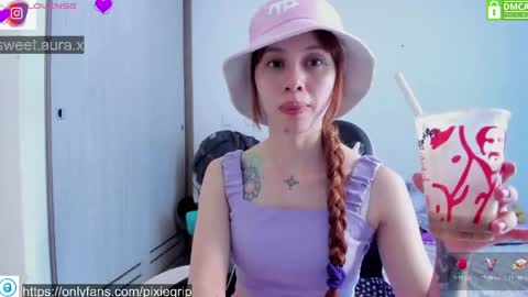 Snapshot of sweetaura0_0 chatting on April 2026 05:40:01 PM SweetAura0 0 online show from April 2026 05:40:01 PM