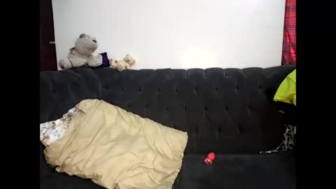 Snapshot of sweetbee018 chatting on October 2025 11:56:02 AM Lunargirl online show from October 2025 11:56:02 AM