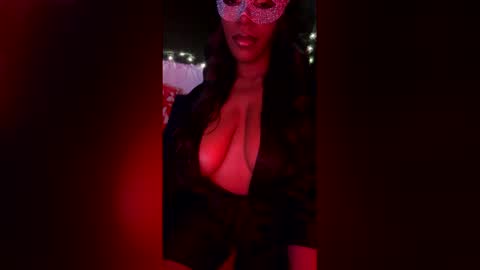 Snapshot of sweetberryxo chatting on April 2026 05:23:01 AM The RealSweetBerry online show from April 2026 05:23:01 AM