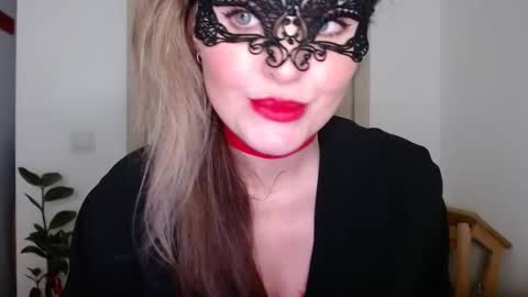 Diana online show from December 2024 04:08:02 AM