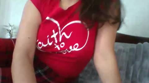 Snapshot of sweetbesty5322 chatting on January 2026 08:16:01 AM sweetbesty5322 online show from January 2026 08:16:01 AM