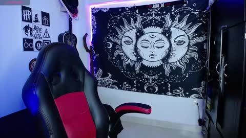 sweetbitter_ online show from February 2025 07:28:02 PM