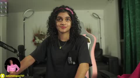 Snapshot of sweetbonii chatting on January 2025 05:04:02 AM Salom independent model online show from January 2025 05:04:02 AM