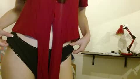 sweetcalm_ online show from June 2026 09:57:02 PM