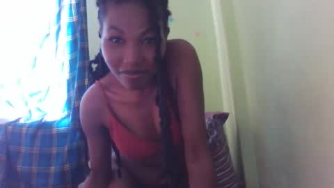 Snapshot of sweetcandy910 chatting on October 2025 07:03:02 AM sweetcandy910 online show from October 2025 07:03:02 AM