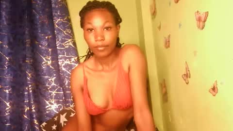 Snapshot of sweetcandy910 chatting on February 2026 12:15:01 PM sweetcandy910 online show from February 2026 12:15:01 PM