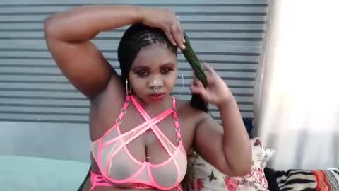 queen online show from March 2026 11:47:01 AM