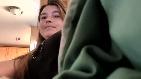 sweetcherrypie2 online show from August 2026 05:59:02 PM