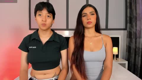 Eva Short hair girl  - Victoria Long red hair online show from April 2026 10:04:01 PM