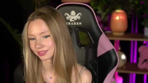 Lina online show from February 2026 09:39:01 AM