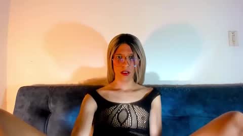 Snapshot of sweetdesaire chatting on March 2025 06:05:02 PM Amelia online show from March 2025 06:05:02 PM