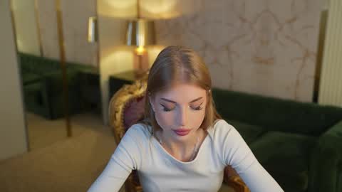 Amelia online show from October 2025 06:55:02 AM