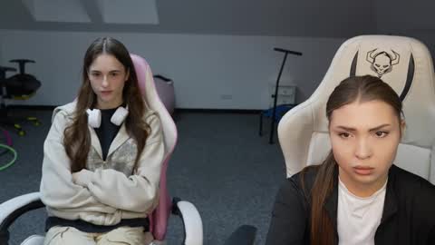 Amelia online show from November 2025 11:43:01 AM