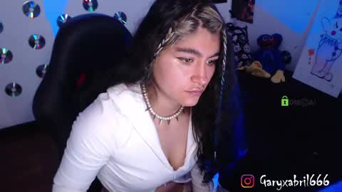 Abril online show from February 2025 02:46:01 PM