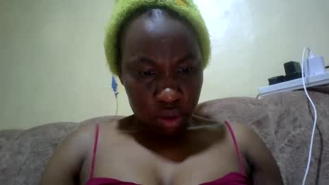 Snapshot of sweetdiva2012 chatting on June 2026 04:37:01 AM sweetdiva2012 online show from June 2026 04:37:01 AM