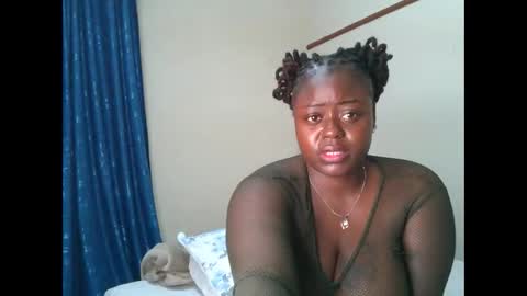 sweetest_snack online show from April 2026 01:38:01 AM