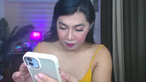 Snapshot of sweetfantasyxx chatting on October 2025 06:25:02 PM Aki online show from October 2025 06:25:02 PM