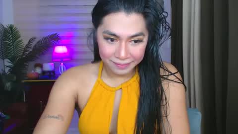 Snapshot of sweetfantasyxx chatting on October 2025 05:22:01 AM Aki online show from October 2025 05:22:01 AM