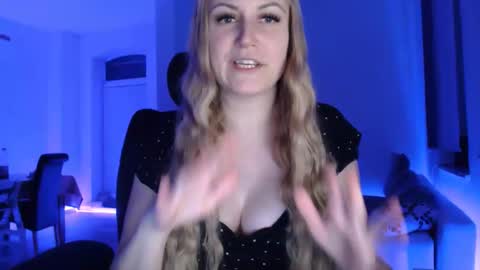 sweetgermangoddess online show from January 2026 09:52:02 PM