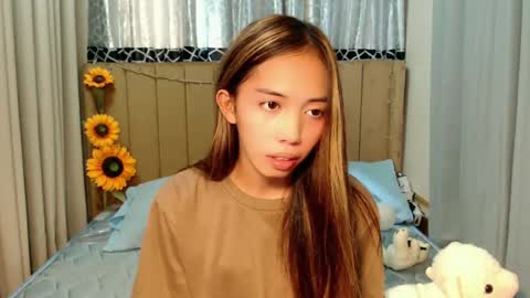 Snapshot of sweetgirl_daphne chatting on July 2026 06:47:02 AM sweetgirl_daphne online show from July 2026 06:47:02 AM