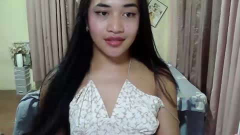 sweetgirly_jessa online show from May 2026 11:57:02 PM