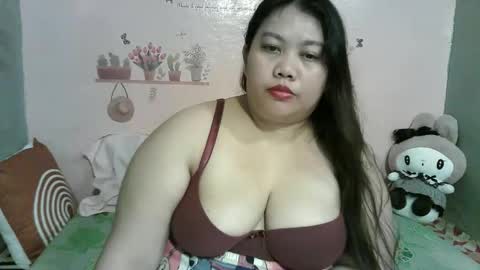 Fuck my boobs69 online show from April 2026 05:32:02 PM