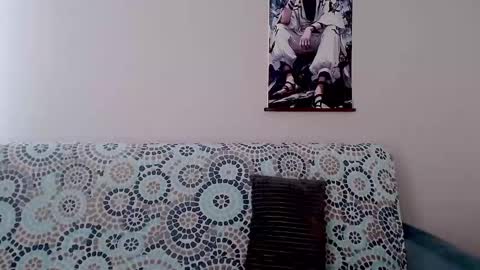 Emma  online show from November 2025 08:35:01 AM