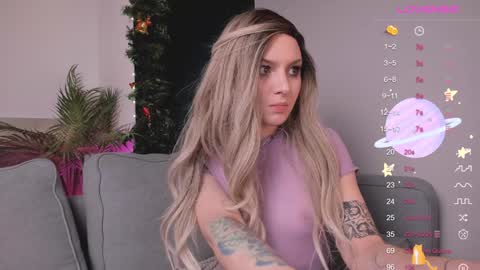 Snapshot of sweetheart_flower chatting on December 2024 12:26:02 AM Kira online show from December 2024 12:26:02 AM