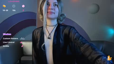 Snapshot of sweetheart_flower chatting on January 2025 07:44:02 PM Kira online show from January 2025 07:44:02 PM