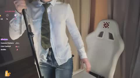 Snapshot of sweetheart_flower chatting on February 2025 06:56:02 PM Kira online show from February 2025 06:56:02 PM