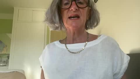 Snapshot of sweethoneymonica chatting on July 2026 06:47:02 AM SweetHoneyMonica online show from July 2026 06:47:02 AM