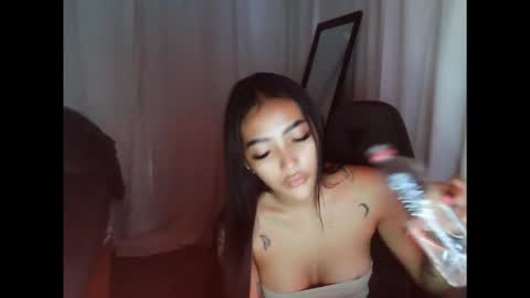 Snapshot of sweetie_irishh chatting on December 2025 04:06:01 AM Irish online show from December 2025 04:06:01 AM